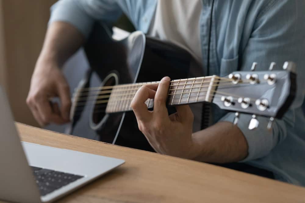 Take Guitar Lessons Yourself