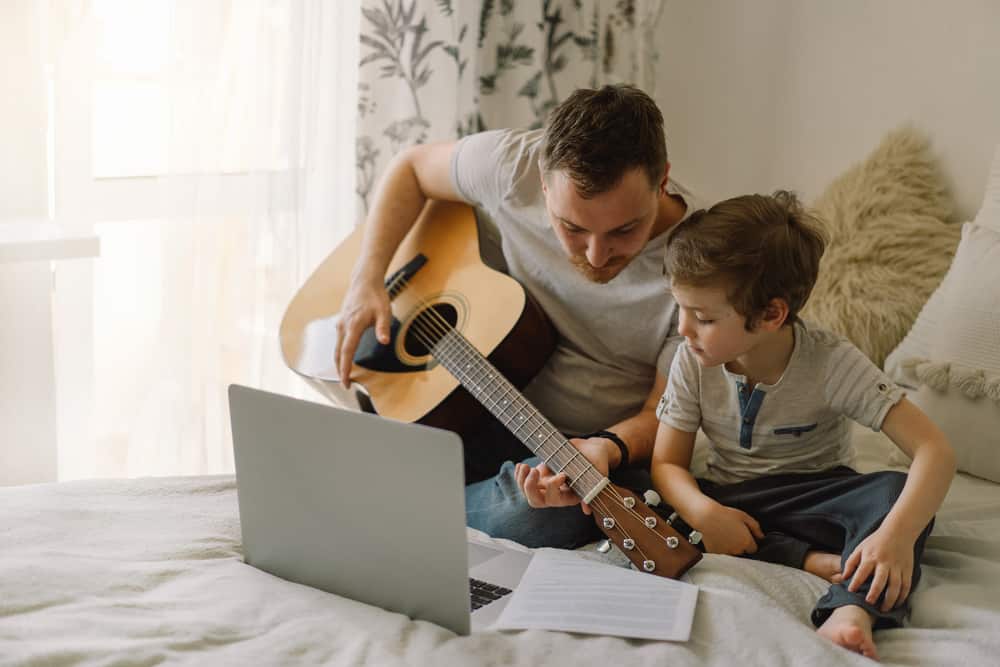 What Are The Best Ways To Learn Guitar?