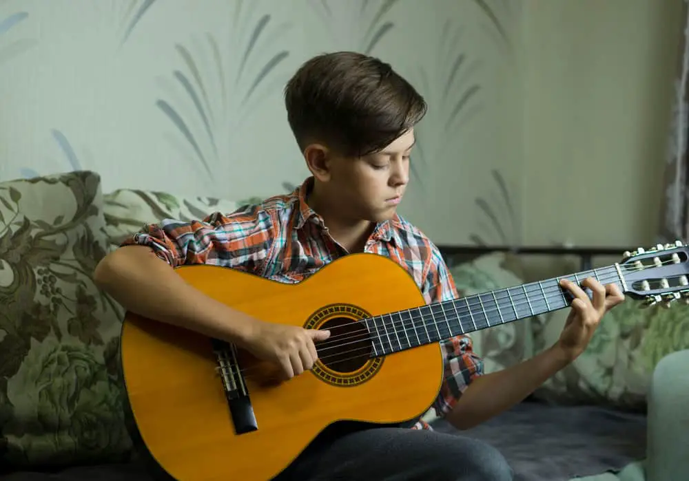 What Size Of Guitar Is Good For A 10-Year-Old?
