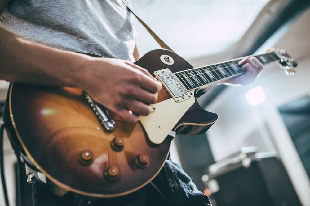 How To Learn Electric Guitar