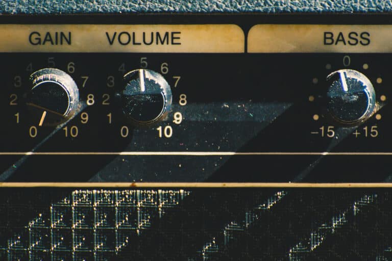 What Is Gain On A Guitar Amp Explained InstrumentGuys