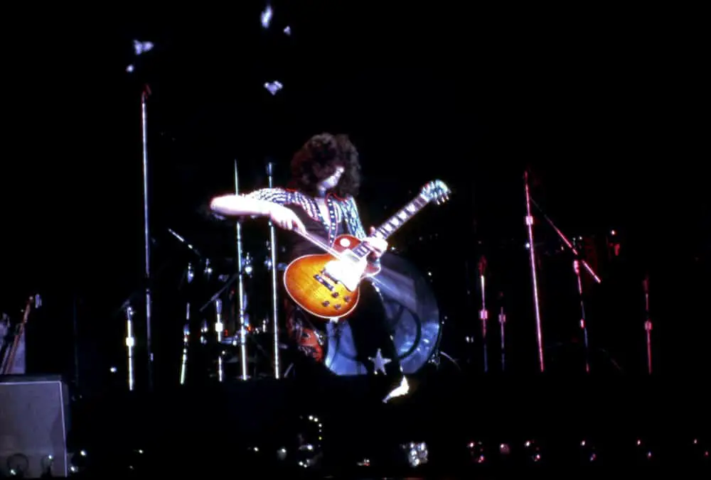 What Type Of Guitar Did Jimmy Page Play In Led Zeppelin?