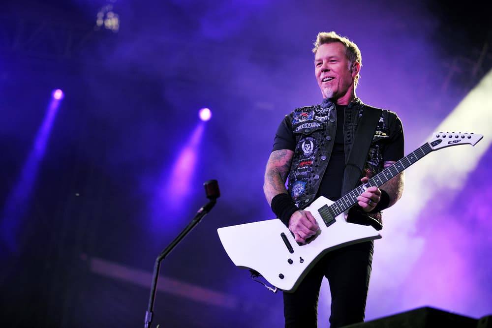 What Guitar Does James Hetfield Play 