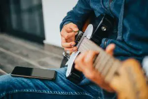 How Often Should I Practice Guitar?