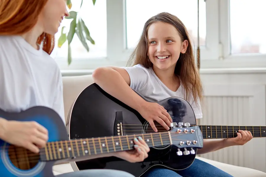 How To Determine The Age To Start Guitar Lessons