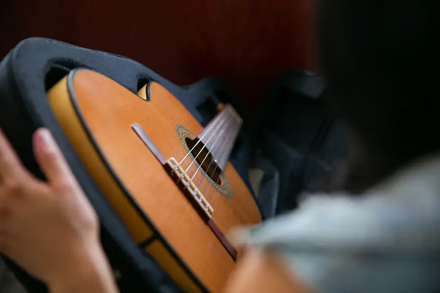 How To Store A Guitar