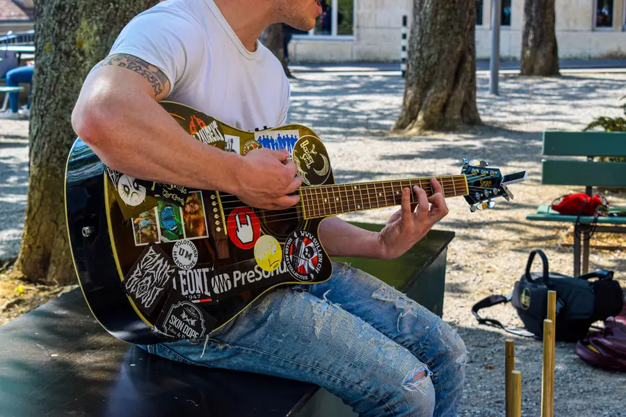 Show Off Your Decorated Guitar
